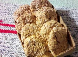 Una foto de Galletas de avena y yogurt + maca💪🍪