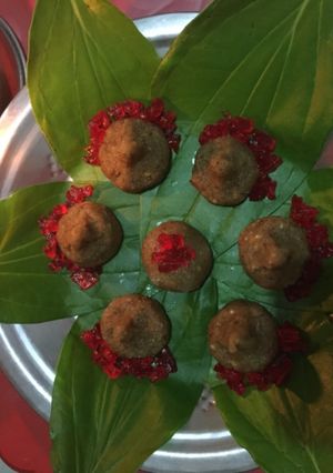A picture of Dry Fruits Pan Modak.