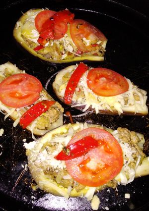 Una foto de Berenjenas rellenas. En la essen