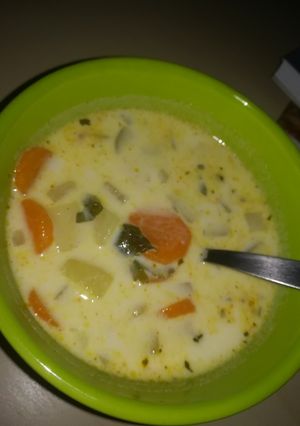 Karalábéleves recept fotója
