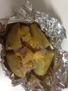 Una foto de Papas rellenas de queso y jamón