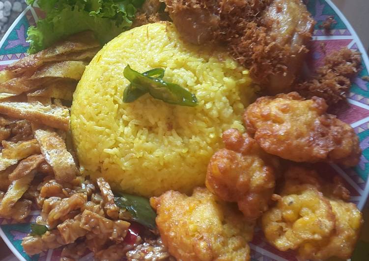 Nasi kuning rice cooker