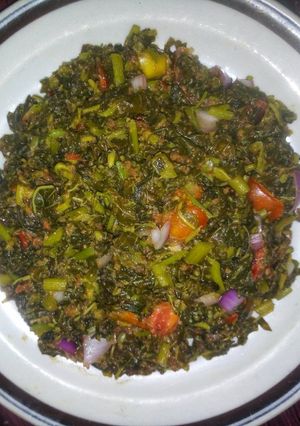 A picture of Spinach Salad.
