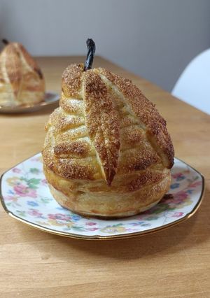 Une photo de 🍐Poire feuilletée coeur spéculoos noix cannelle