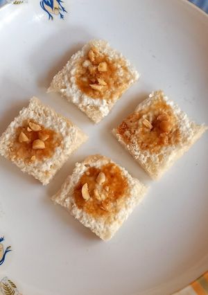 A picture of Creamy, honey bread 🍞🍯.