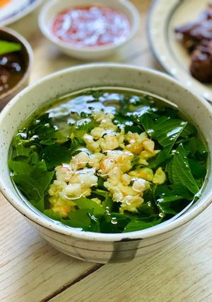 Hình của món Canh Rau Tập Tàng Nấu Tôm.