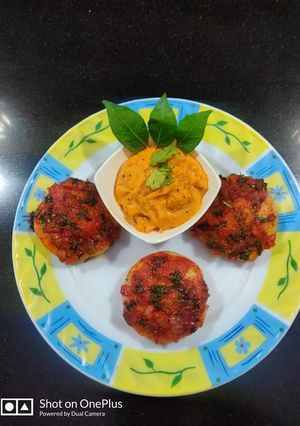 पोडी इडली (Podi Idli recipe in Hindi) रेसिपी मुख्य फोटो