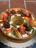 Crostata di frutta con namelaka al limone pesche fragole e kiwi