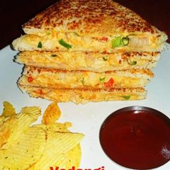 A picture of Chicken Veggie Mayo Sandwich.