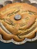 BANANA cake