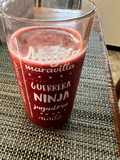 Jugo natural de frutos rojos