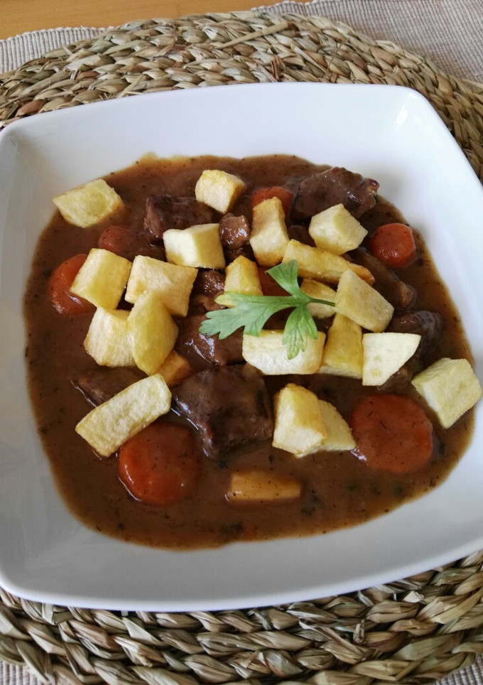 Una foto de Carne guisada con cerveza