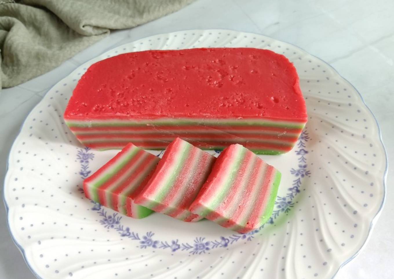 Kue Lapis Beras