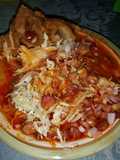 Pozole rojo estilo mexico