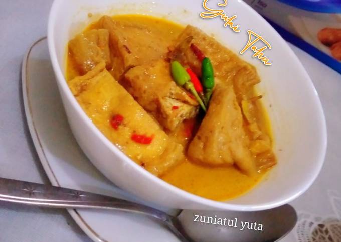 Cara Gampang Menyiapkan Gulai Tahu Goreng yang Enak Banget