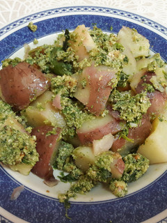 Una foto de 🇲🇽"Ensalada al pesto mejicana" vegana 🥗