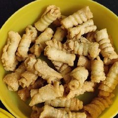TWIST-O-MANIA-SEMOLINA-KURKURE A picture of TWIST-O-MANIA-SEMOLINA-KURKURE.