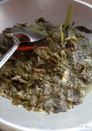 Foto resep Daun singkong kuah santan