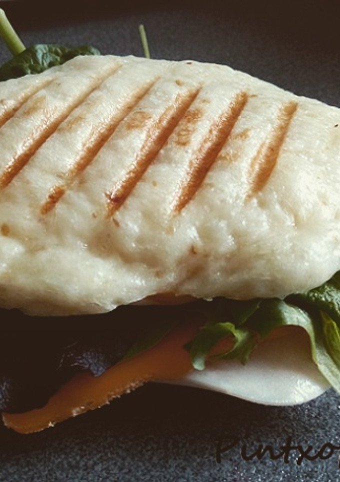 Una foto de Bao buns o molletes chinos al vapor sin gluten
