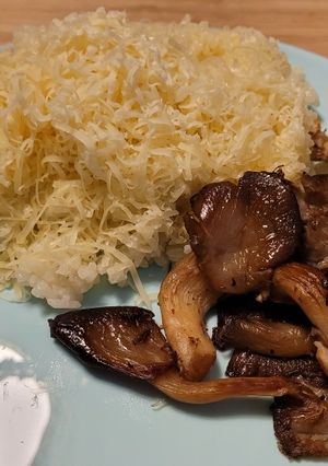 O poză a rețetei Pleurotus la vas de tuci cu risotto (gluten free).