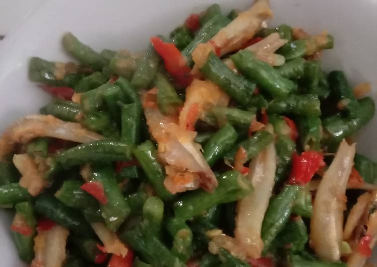 Sayur kacang panjang ikan teri