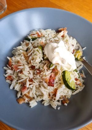 A picture of Dill fried rice.