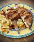 Besugo al horno con costra al pimentón y patatas panadera