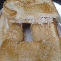 A picture of Malai sandwich.