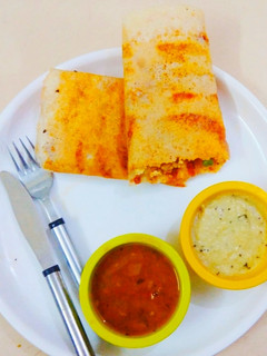 शेजवान डोसा (Schezwan dosa recipe in hindi) रेसिपी मुख्य फोटो