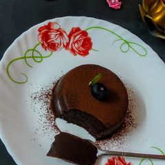 A picture of Persimmon Mousse Cake.