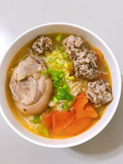Hình của món Bún mọc.