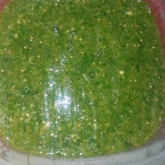 A picture of Standard salsa verde cruda vs salsa verde.