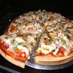 A picture of Pizza.
