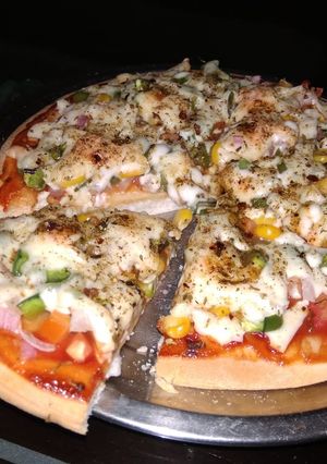A picture of Pizza.