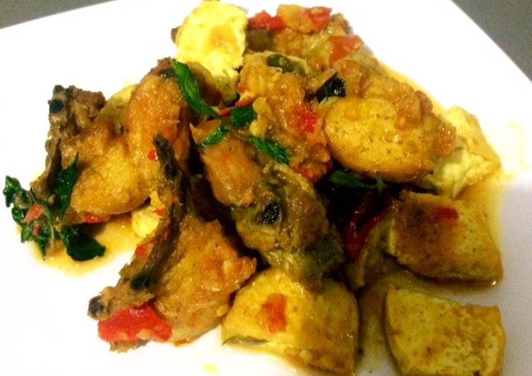 Proses Membuat Ayam rica-rica yang praktis