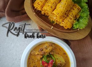 Foto resep Ragit (kue jala) kuah kari ayam