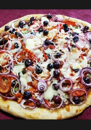 A picture of Mozzarella cheese Pizza.
