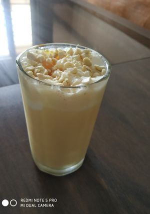 A picture of Butter scotch milk shake.