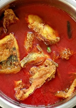 রুই কারি(Rui curry recipe in Bengali) রেসিপির প্রধান ছবি