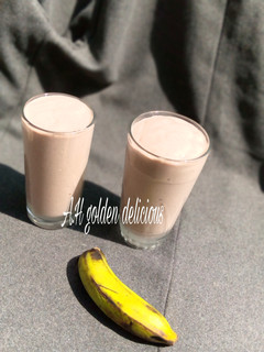 A picture of Banana Vanilla milkshake.