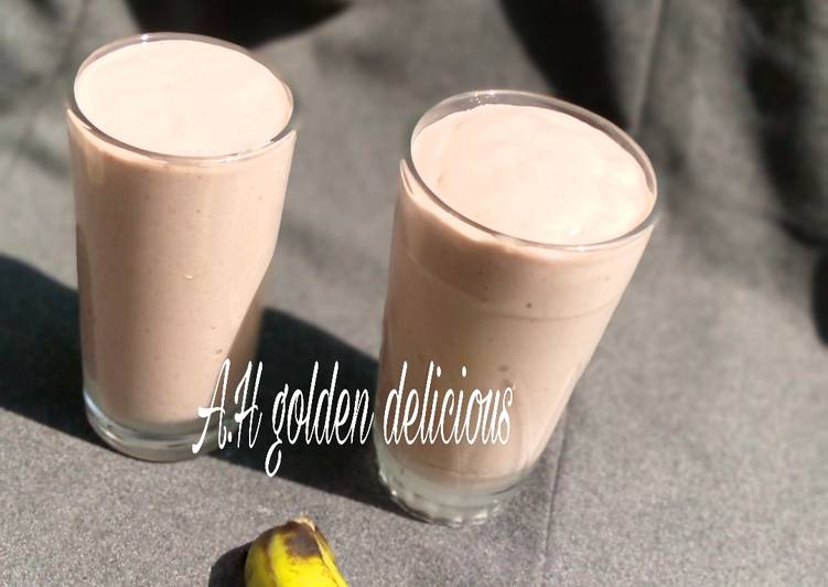 Easiest Way to Prepare Favorite Banana Vanilla milkshake