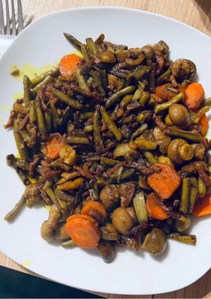 Une photo de Poêlée de légumes lardons châtaignes