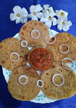 A picture of Sattu Paratha.