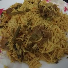 A picture of Mutton Tahari.