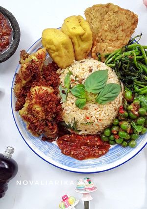 Foto resep Nasi Tutug Oncom Komplit (NTO) Khas Sunda
