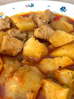 Una foto de Patatas con carne 🇪🇸