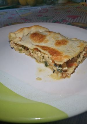 Una foto de Tarta de pollo y puerro