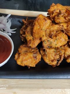 চিকেন পাকোড়া (chicken pakora recipe in Bengali) রেসিপির প্রধান ছবি