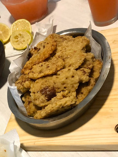 Una foto de Croquetas marinadas de arroz