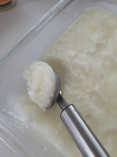 Une photo de Sorbet acidulé au citron